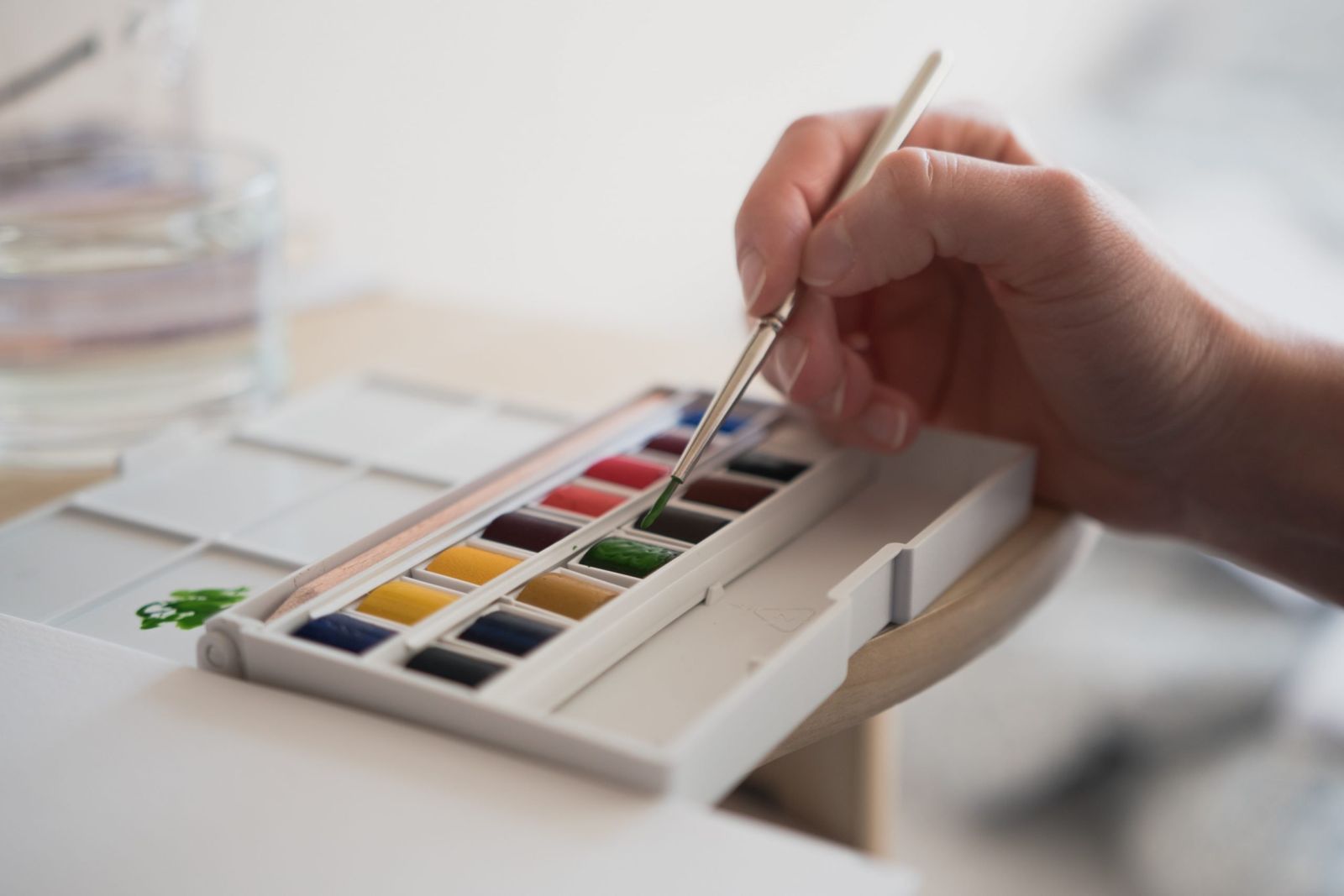 Person using palette  Sunshine Coast Art